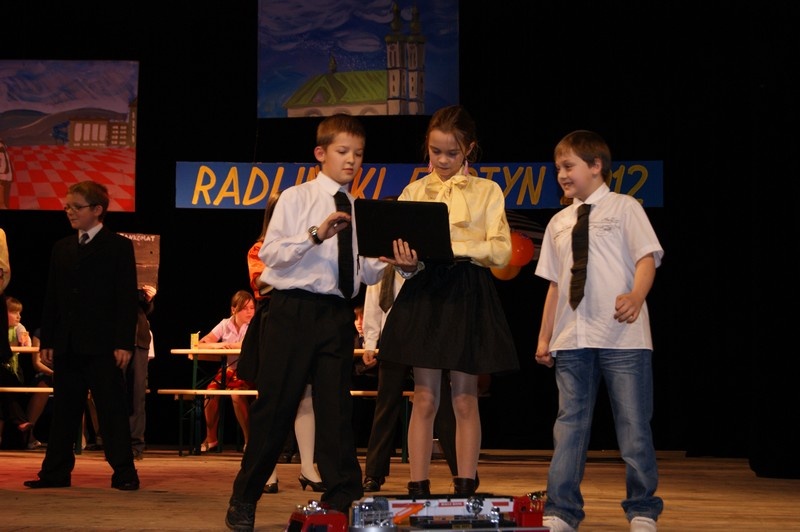 Zdjęcie w galerii na portalu naszwodzislaw.com: Radlin - moje miasto. Widowisko SP 4 wiadomości z regionu