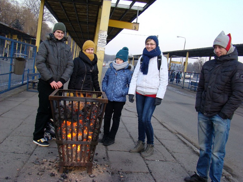 Zdjęcie w galerii na portalu naszwodzislaw.com: Mróz nie odpuszcza, ale są koksiaki wiadomości z regionu