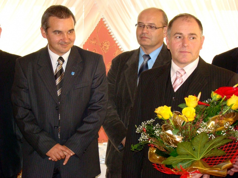 Zdjęcie w galerii na portalu naszwodzislaw.com: Medal dla SOLIDARNOŚCI wiadomości z regionu