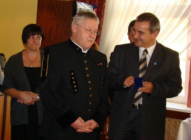 Zdjęcie w galerii na portalu naszwodzislaw.com: Medal dla SOLIDARNOŚCI wiadomości z regionu