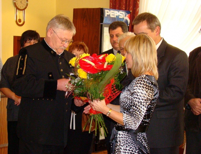 Zdjęcie w galerii na portalu naszwodzislaw.com: Medal dla SOLIDARNOŚCI wiadomości z regionu