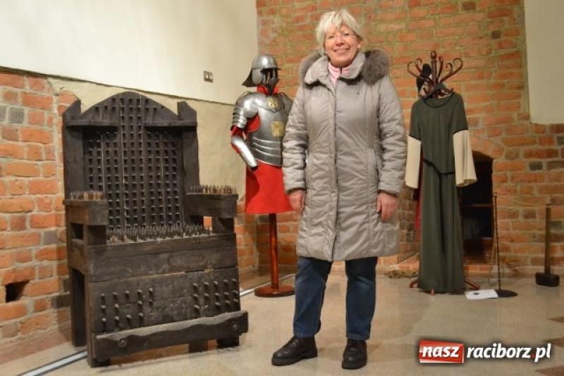 Zdjęcie w galerii na portalu naszwodzislaw.com: Komnata strachu już na zamku wiadomości z regionu