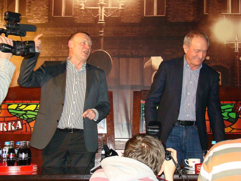 Zdjęcie w galerii na portalu naszwodzislaw.com: Trener Smuda dobrze czuje się na Śląsku wiadomości z regionu