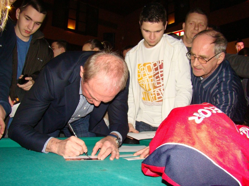 Zdjęcie w galerii na portalu naszwodzislaw.com: Trener Smuda dobrze czuje się na Śląsku wiadomości z regionu