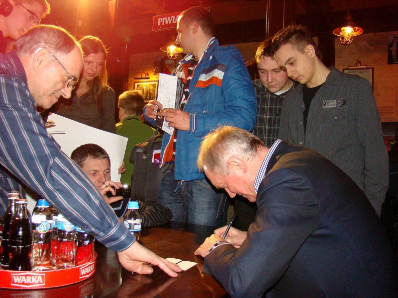 Zdjęcie w galerii na portalu naszwodzislaw.com: Trener Smuda dobrze czuje się na Śląsku wiadomości z regionu