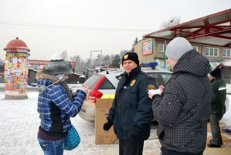 Zdjęcie w galerii na portalu naszwodzislaw.com: Ciepła zupa stawia na nogi wiadomości z regionu