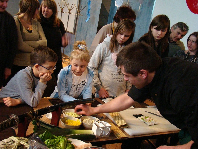 Zdjęcie w galerii na portalu naszwodzislaw.com: Odkrywali magię Japonii wiadomości z regionu
