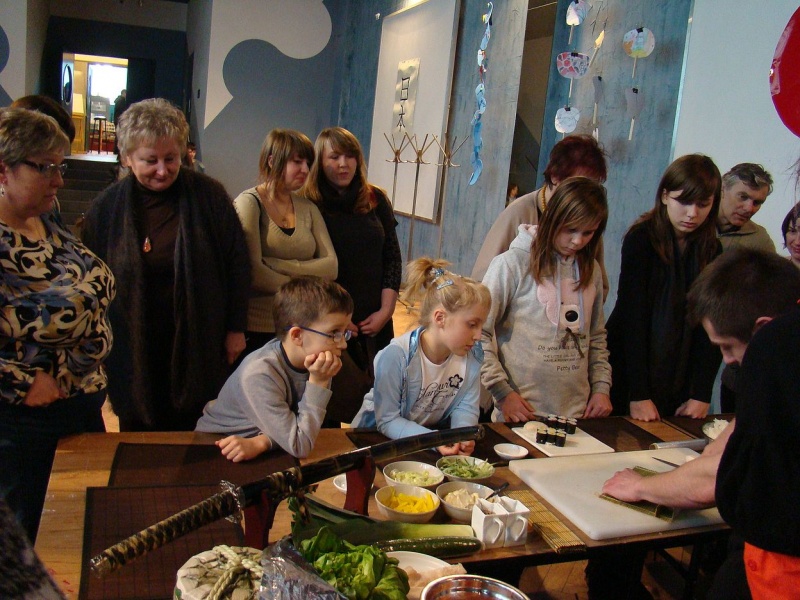 Zdjęcie w galerii na portalu naszwodzislaw.com: Odkrywali magię Japonii wiadomości z regionu