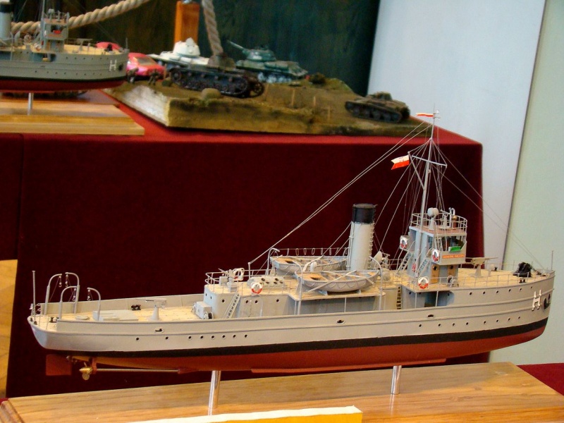 Zdjęcie w galerii na portalu naszwodzislaw.com: Model jak z Czasu honoru wiadomości z regionu