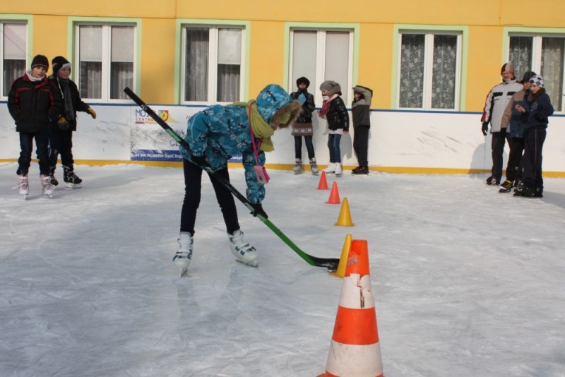 Zdjęcie w galerii na portalu naszwodzislaw.com: Jazda na czas i slalom z krążkiem wiadomości z regionu