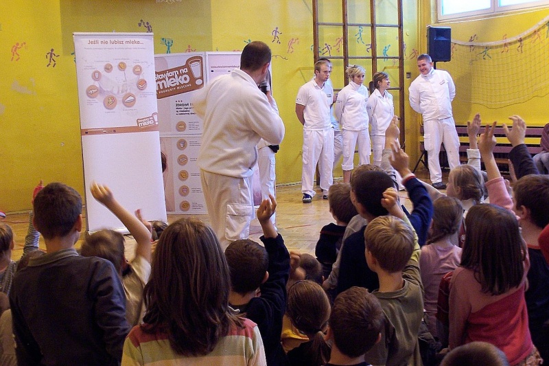 Zdjęcie w galerii na portalu naszwodzislaw.com: Dzień mleka w SP nr 5 wiadomości z regionu