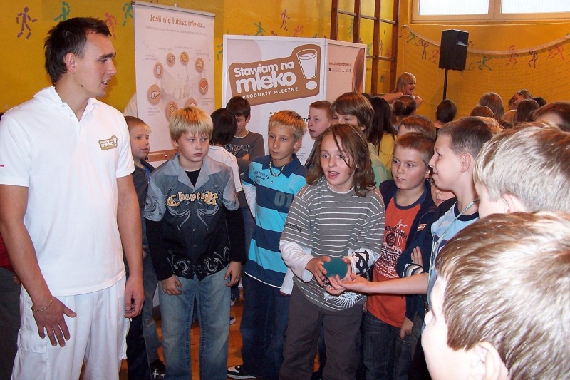 Zdjęcie w galerii na portalu naszwodzislaw.com: Dzień mleka w SP nr 5 wiadomości z regionu