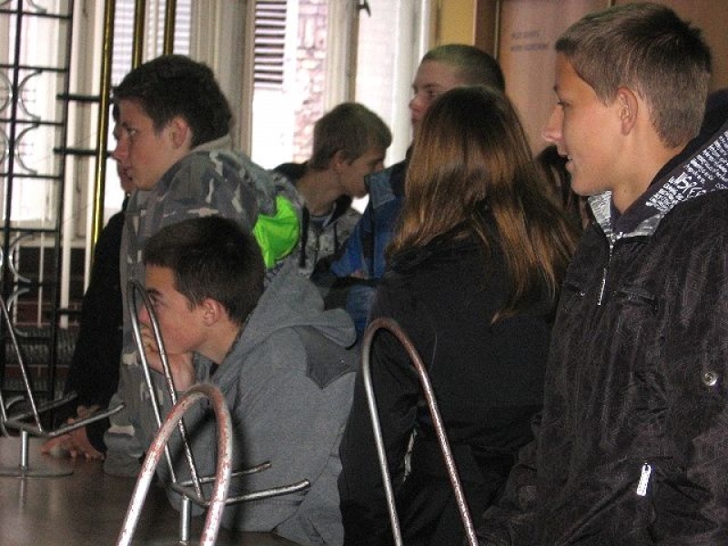 Zdjęcie w galerii na portalu naszwodzislaw.com: Tydzień kariery zakończył się maratonem wiadomości z regionu