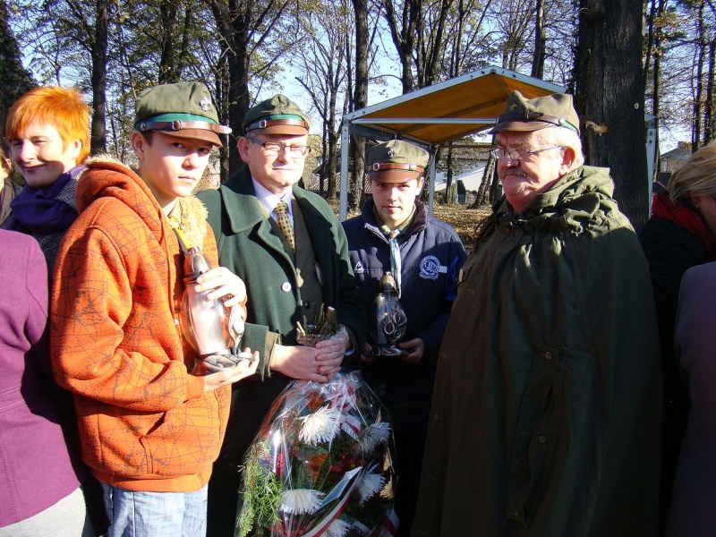 Zdjęcie w galerii na portalu naszwodzislaw.com: Ocalony od ZAPOMNIENIA wiadomości z regionu