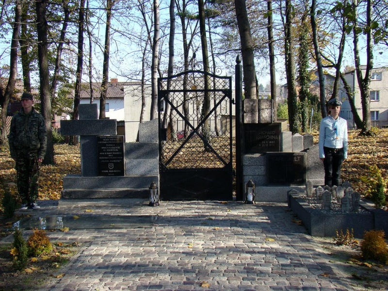 Zdjęcie w galerii na portalu naszwodzislaw.com: Ocalony od ZAPOMNIENIA wiadomości z regionu