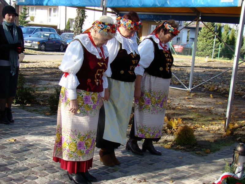 Zdjęcie w galerii na portalu naszwodzislaw.com: Ocalony od ZAPOMNIENIA wiadomości z regionu