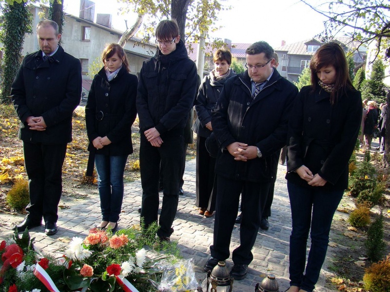 Zdjęcie w galerii na portalu naszwodzislaw.com: Ocalony od ZAPOMNIENIA wiadomości z regionu