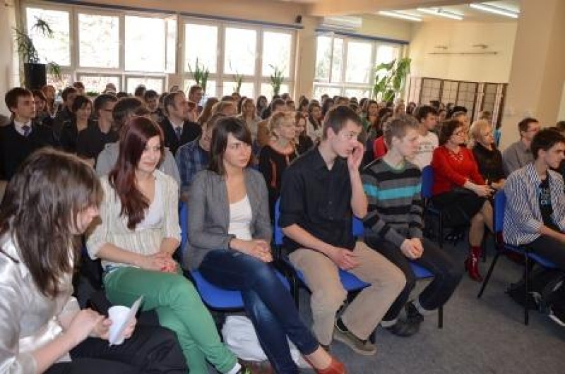 Zdjęcie w galerii na portalu naszwodzislaw.com: Poezja wciąż żywa - spotkanie z E. Lipską wiadomości z regionu