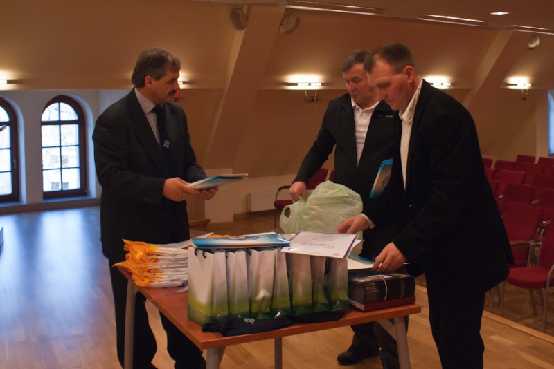 Zdjęcie w galerii na portalu naszwodzislaw.com: Nasi trenerzy odebrali licencje wiadomości z regionu