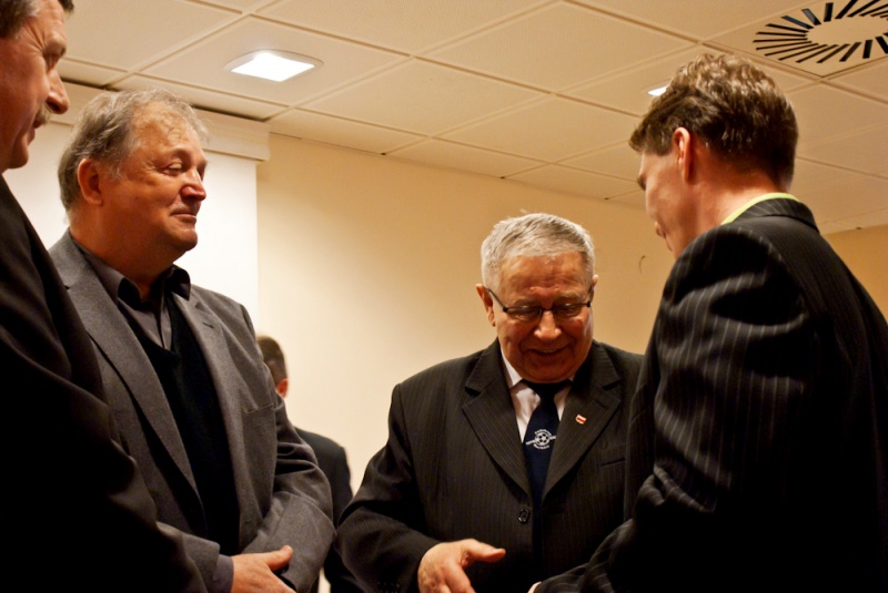 Zdjęcie w galerii na portalu naszwodzislaw.com: Nasi trenerzy odebrali licencje wiadomości z regionu