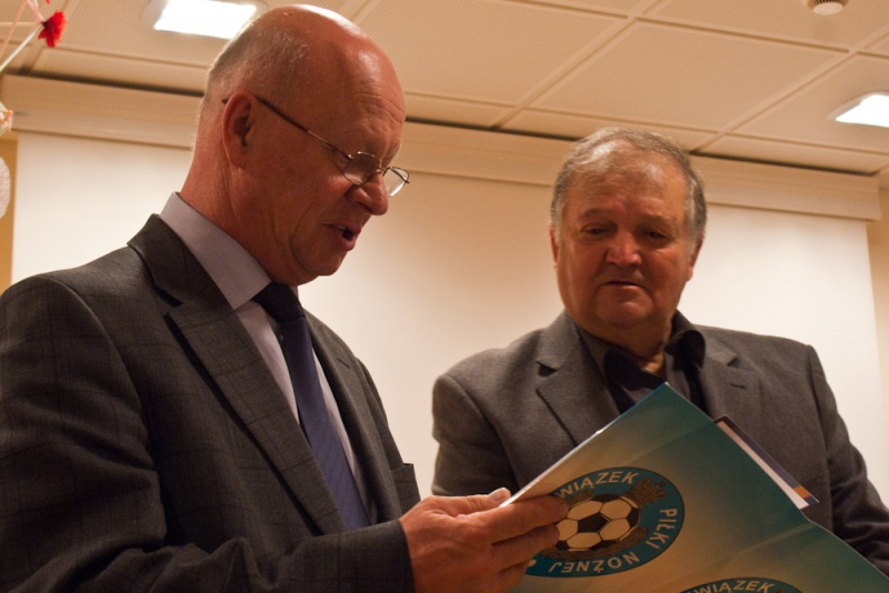 Zdjęcie w galerii na portalu naszwodzislaw.com: Nasi trenerzy odebrali licencje wiadomości z regionu