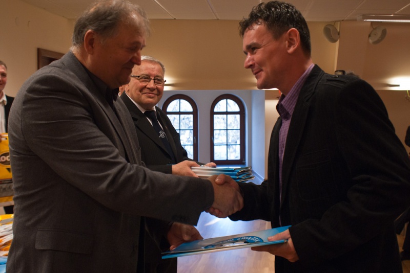 Zdjęcie w galerii na portalu naszwodzislaw.com: Nasi trenerzy odebrali licencje wiadomości z regionu