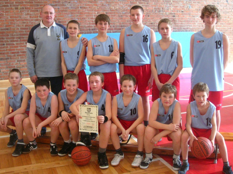 Zdjęcie w galerii na portalu naszwodzislaw.com: Turniej mini-koszykówki w ZS nr 3  wiadomości z regionu