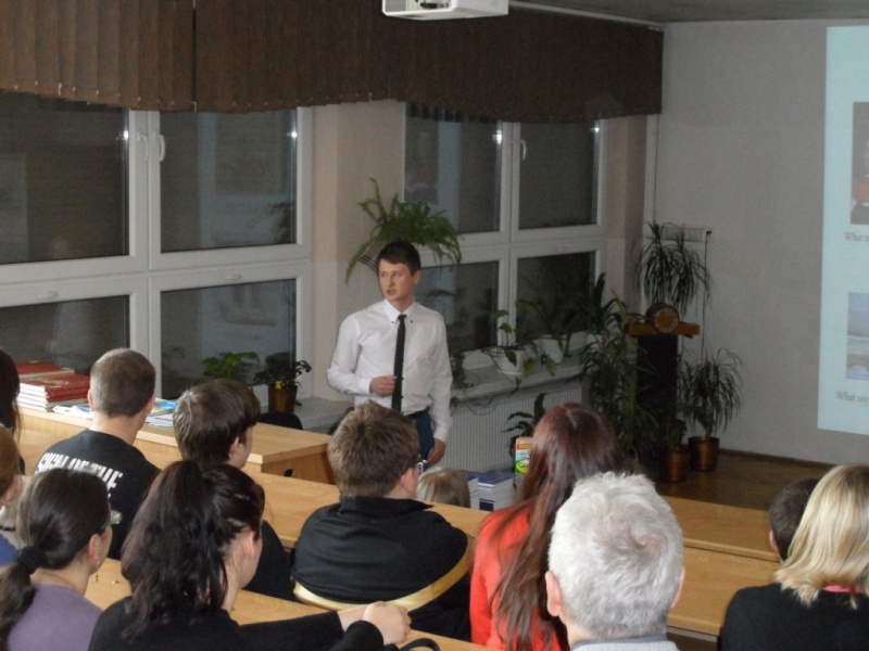 Zdjęcie w galerii na portalu naszwodzislaw.com: Impreza w gaju oliwnym  wiadomości z regionu