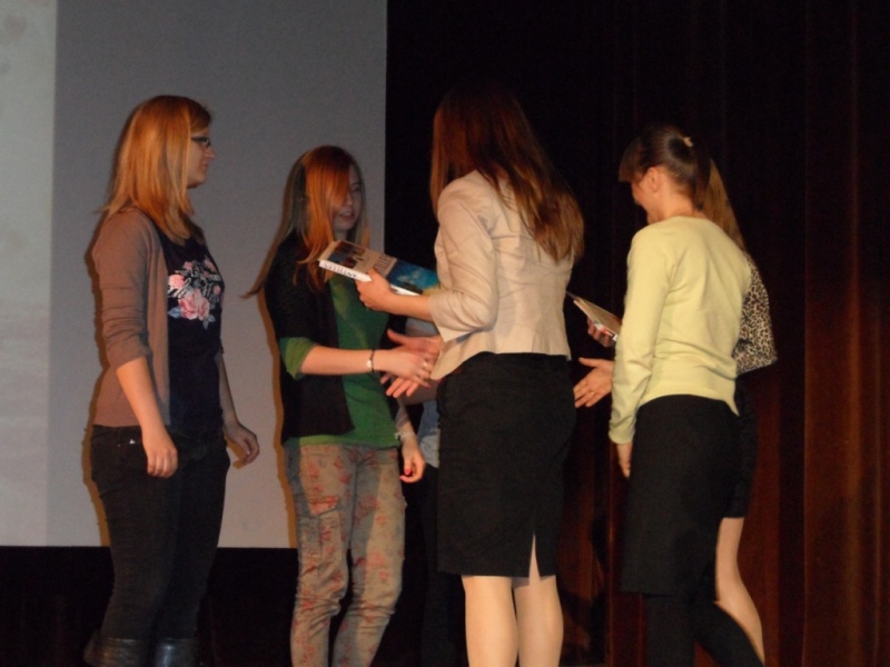 Zdjęcie w galerii na portalu naszwodzislaw.com: Impreza w gaju oliwnym  wiadomości z regionu