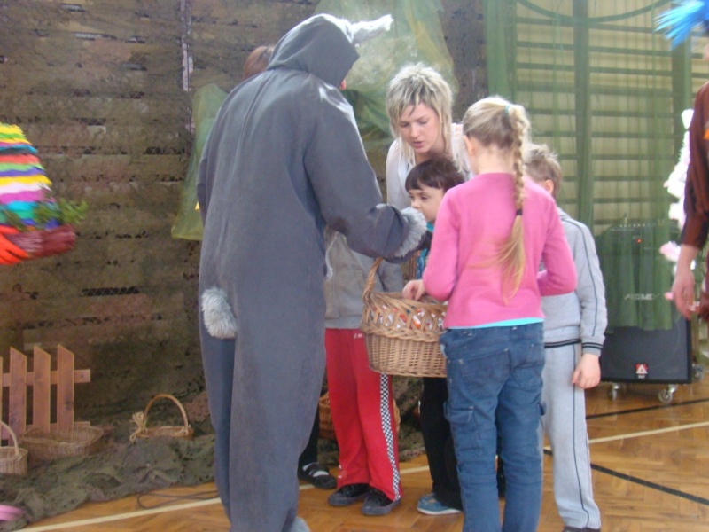 Zdjęcie w galerii na portalu naszwodzislaw.com: Poszukiwania wielkanocnego zająca i jaja wiadomości z regionu