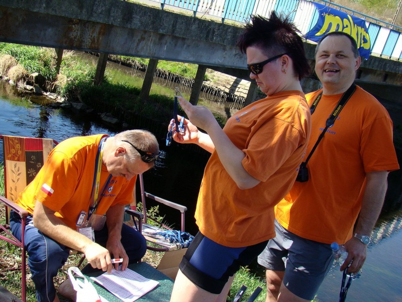 Zdjęcie w galerii na portalu naszwodzislaw.com: Neptun i Wiosenki na otwarciu Rudy wiadomości z regionu