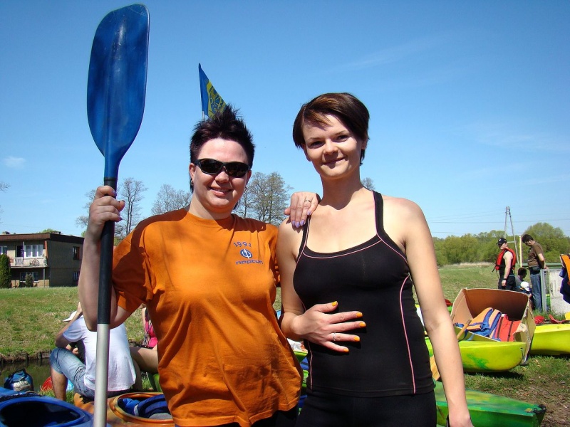 Zdjęcie w galerii na portalu naszwodzislaw.com: Neptun i Wiosenki na otwarciu Rudy wiadomości z regionu