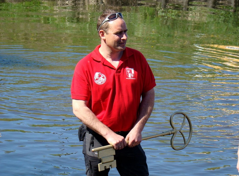 Zdjęcie w galerii na portalu naszwodzislaw.com: Neptun i Wiosenki na otwarciu Rudy wiadomości z regionu