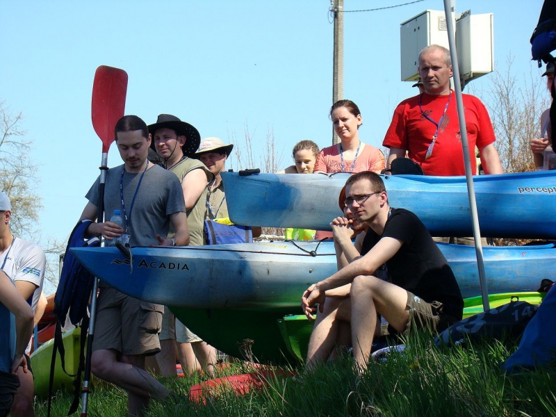 Zdjęcie w galerii na portalu naszwodzislaw.com: Neptun i Wiosenki na otwarciu Rudy wiadomości z regionu