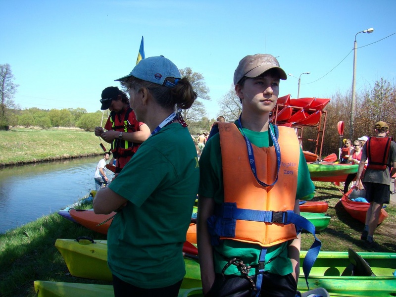 Zdjęcie w galerii na portalu naszwodzislaw.com: Neptun i Wiosenki na otwarciu Rudy wiadomości z regionu