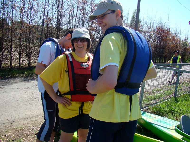 Zdjęcie w galerii na portalu naszwodzislaw.com: Neptun i Wiosenki na otwarciu Rudy wiadomości z regionu