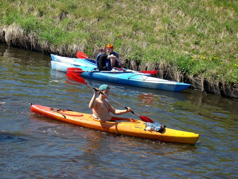 Zdjęcie w galerii na portalu naszwodzislaw.com: Neptun i Wiosenki na otwarciu Rudy wiadomości z regionu