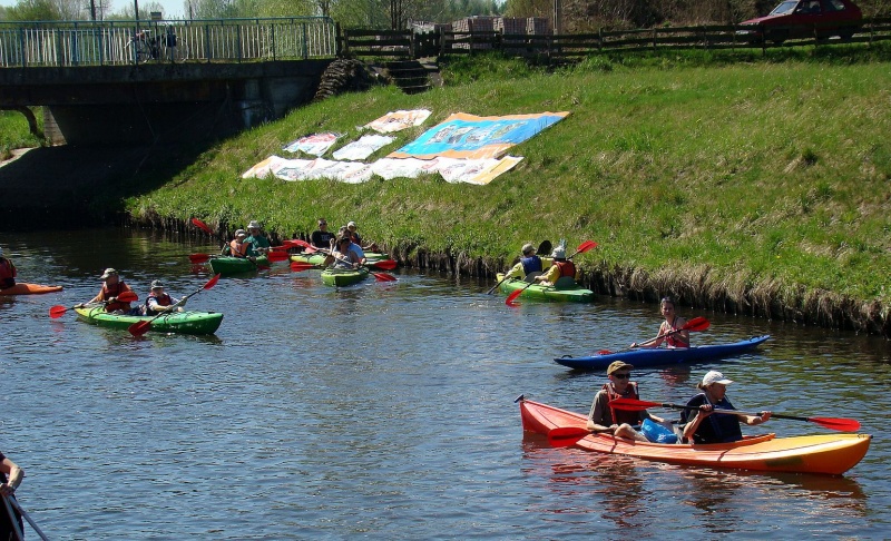 Zdjęcie w galerii na portalu naszwodzislaw.com: Neptun i Wiosenki na otwarciu Rudy wiadomości z regionu