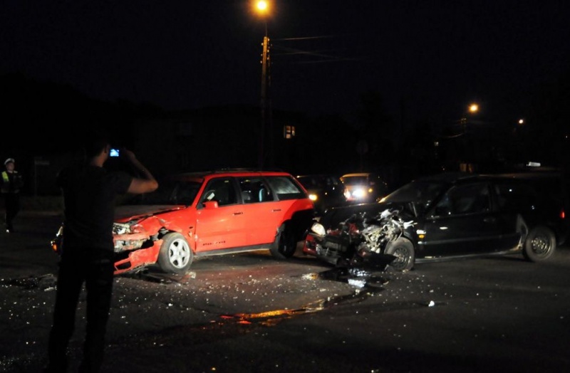 Zdjęcie w galerii na portalu naszwodzislaw.com: Wypadek na Łapaczu. Ranne dzieci wiadomości z regionu