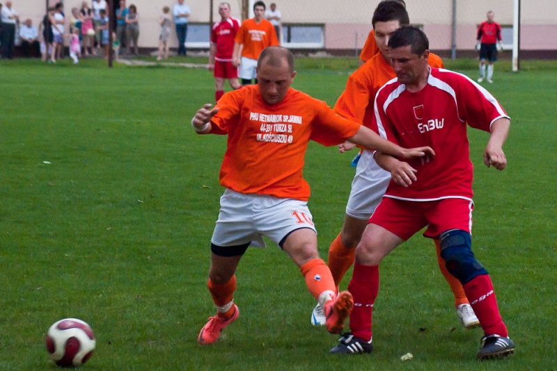 Zdjęcie w galerii na portalu naszwodzislaw.com: Turza wywozi punkty z Krzanowic wiadomości z regionu