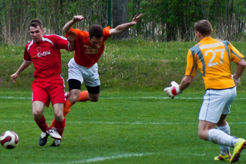 Zdjęcie w galerii na portalu naszwodzislaw.com: Turza wywozi punkty z Krzanowic wiadomości z regionu