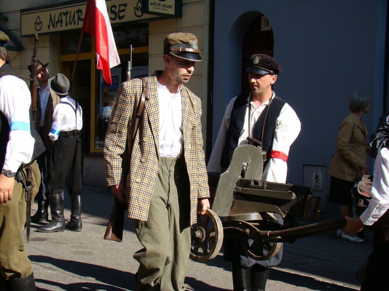 Zdjęcie w galerii na portalu naszwodzislaw.com: Rekonstruktorzy z Wodzisławia na deptaku wiadomości z regionu