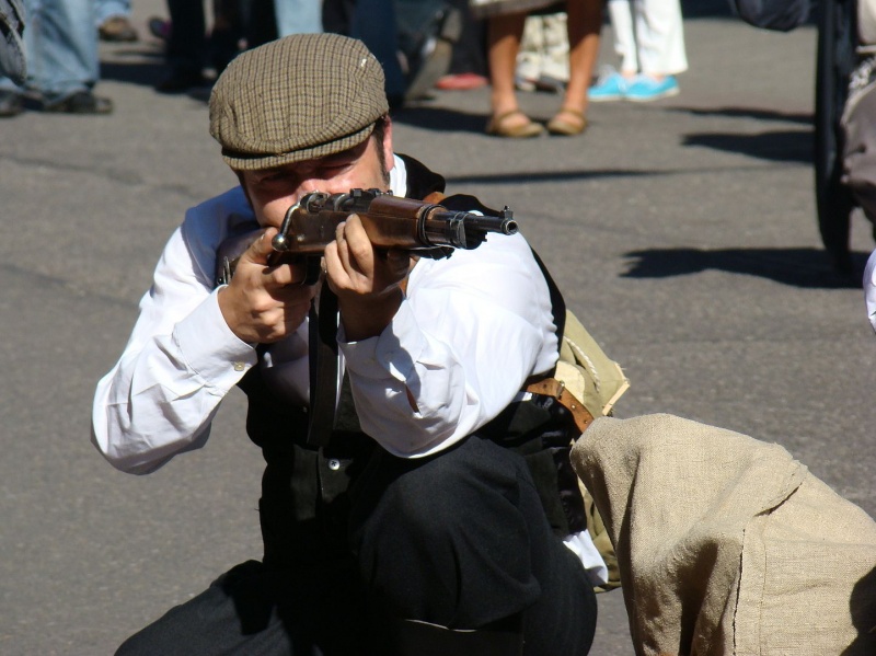 Zdjęcie w galerii na portalu naszwodzislaw.com: Rekonstruktorzy z Wodzisławia na deptaku wiadomości z regionu