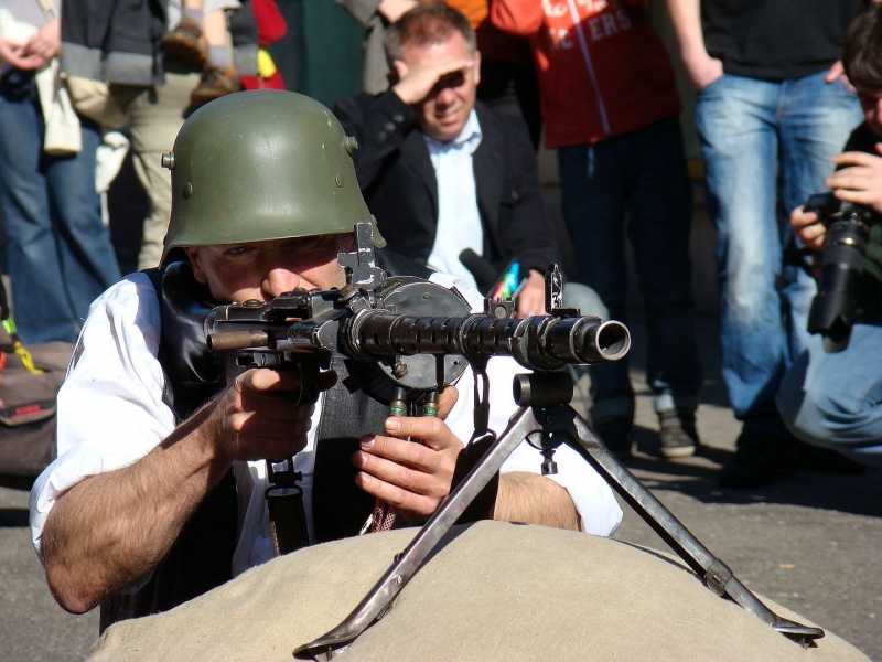 Zdjęcie w galerii na portalu naszwodzislaw.com: Rekonstruktorzy z Wodzisławia na deptaku wiadomości z regionu