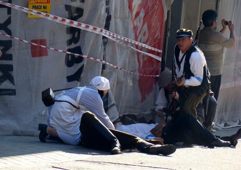 Zdjęcie w galerii na portalu naszwodzislaw.com: Rekonstruktorzy z Wodzisławia na deptaku wiadomości z regionu