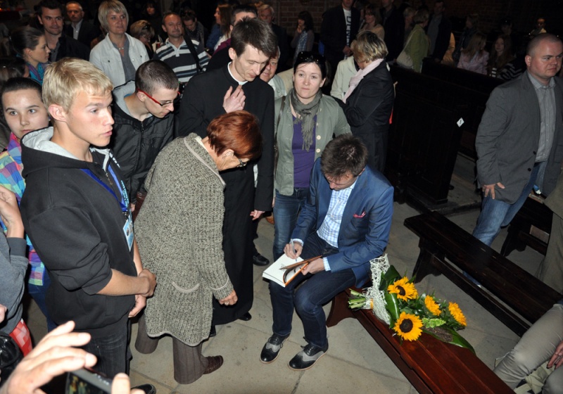 Zdjęcie w galerii na portalu naszwodzislaw.com: Hołownia w Rudach: słabość Kościoła to my wiadomości z regionu