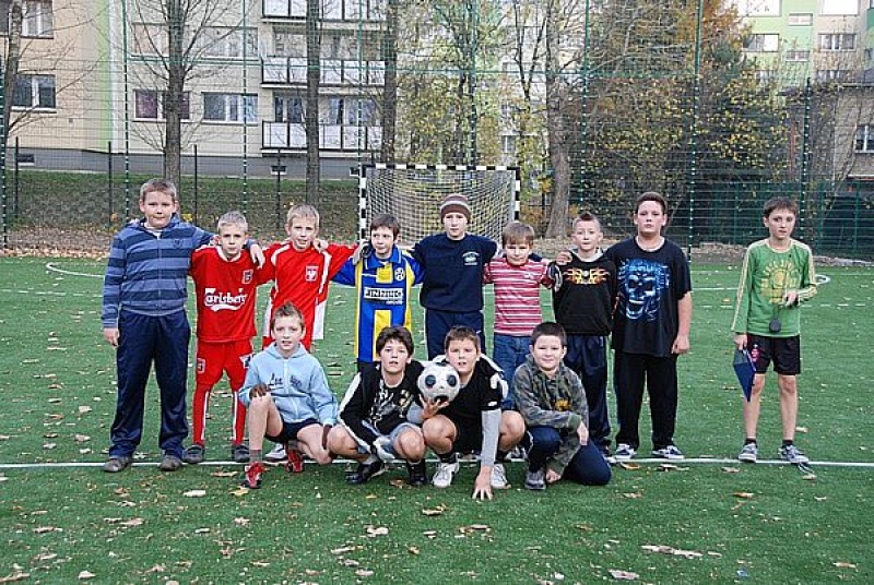 Zdjęcie w galerii na portalu naszwodzislaw.com: Nowoczesne boisko w Pszowie wiadomości z regionu