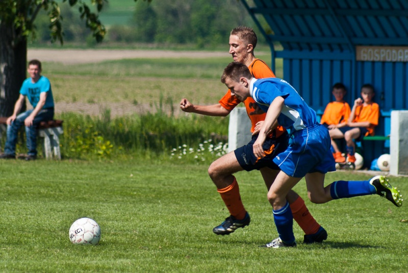 Zdjęcie w galerii na portalu naszwodzislaw.com: Na lidera nie ma mocnych wiadomości z regionu