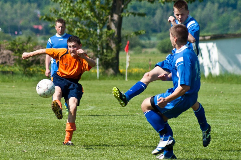 Zdjęcie w galerii na portalu naszwodzislaw.com: Na lidera nie ma mocnych wiadomości z regionu