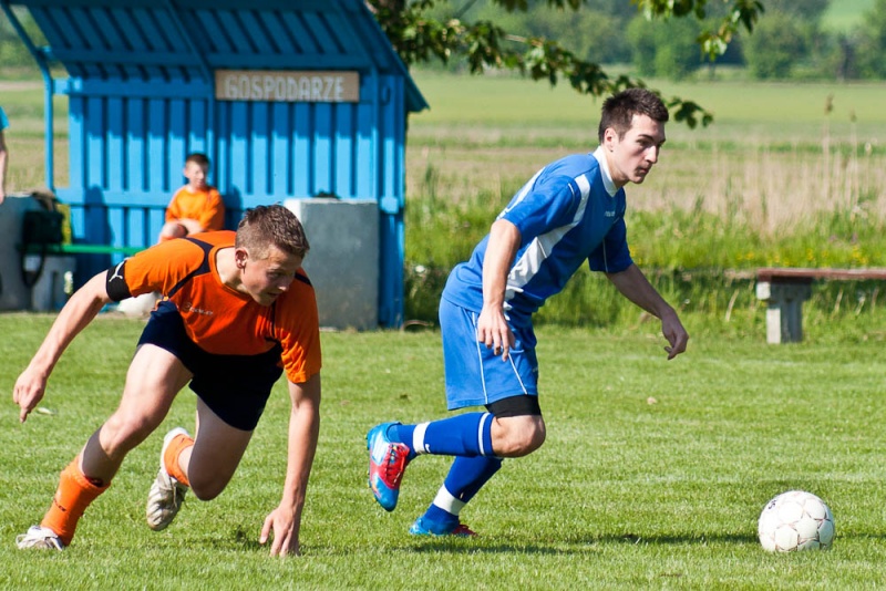 Zdjęcie w galerii na portalu naszwodzislaw.com: Na lidera nie ma mocnych wiadomości z regionu